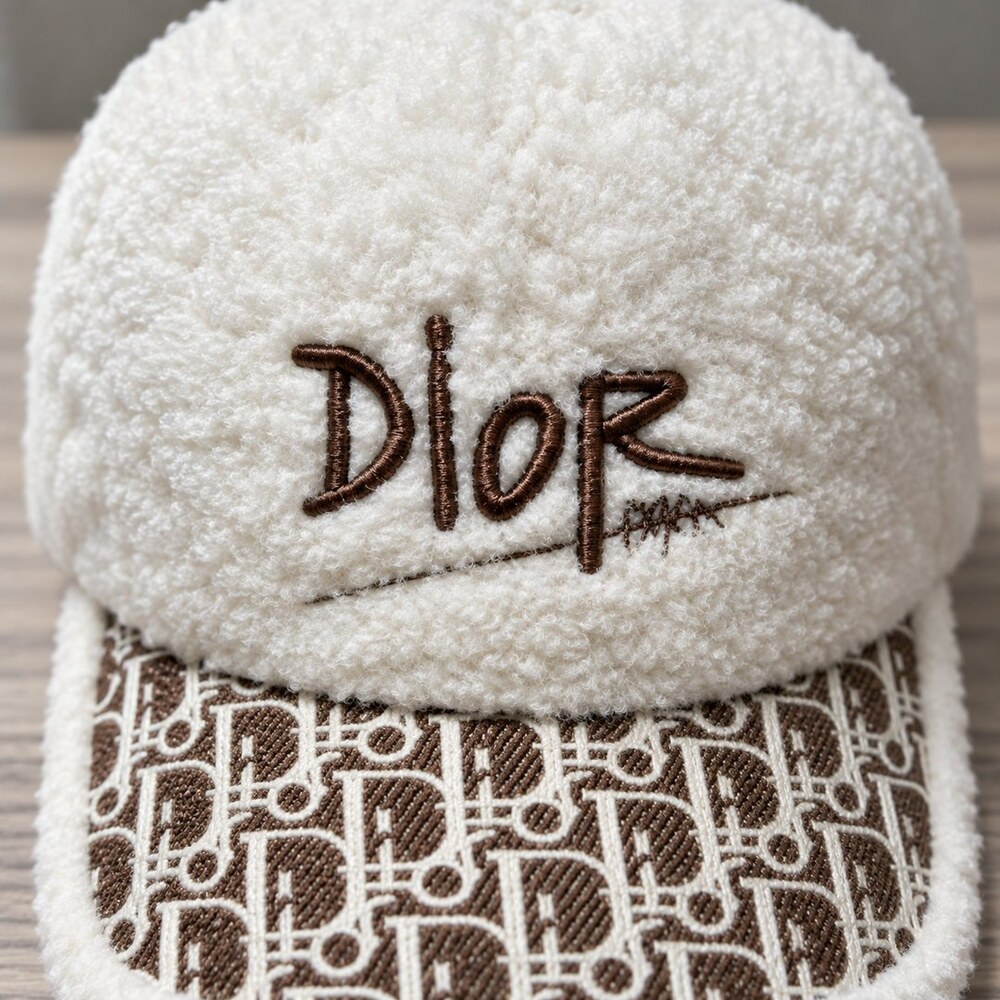 Dior Shearling Oblique Cap - Picture 5 of 6